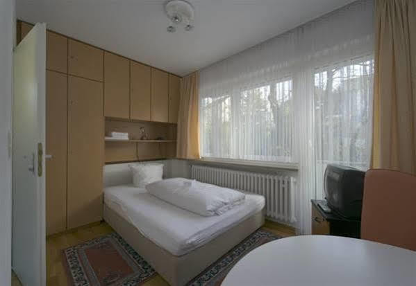 Appart International Boarding House Wurtzbourg Extérieur photo